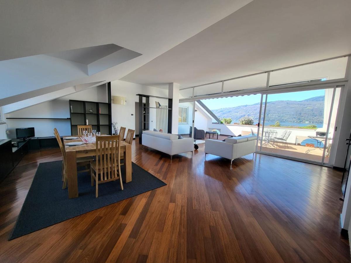 Attico Dei Castelli Apartment Verbania Exterior foto
