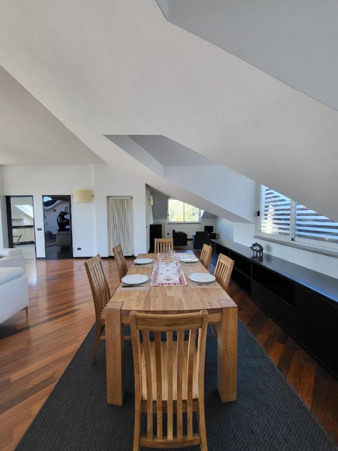 Attico Dei Castelli Apartment Verbania Exterior foto