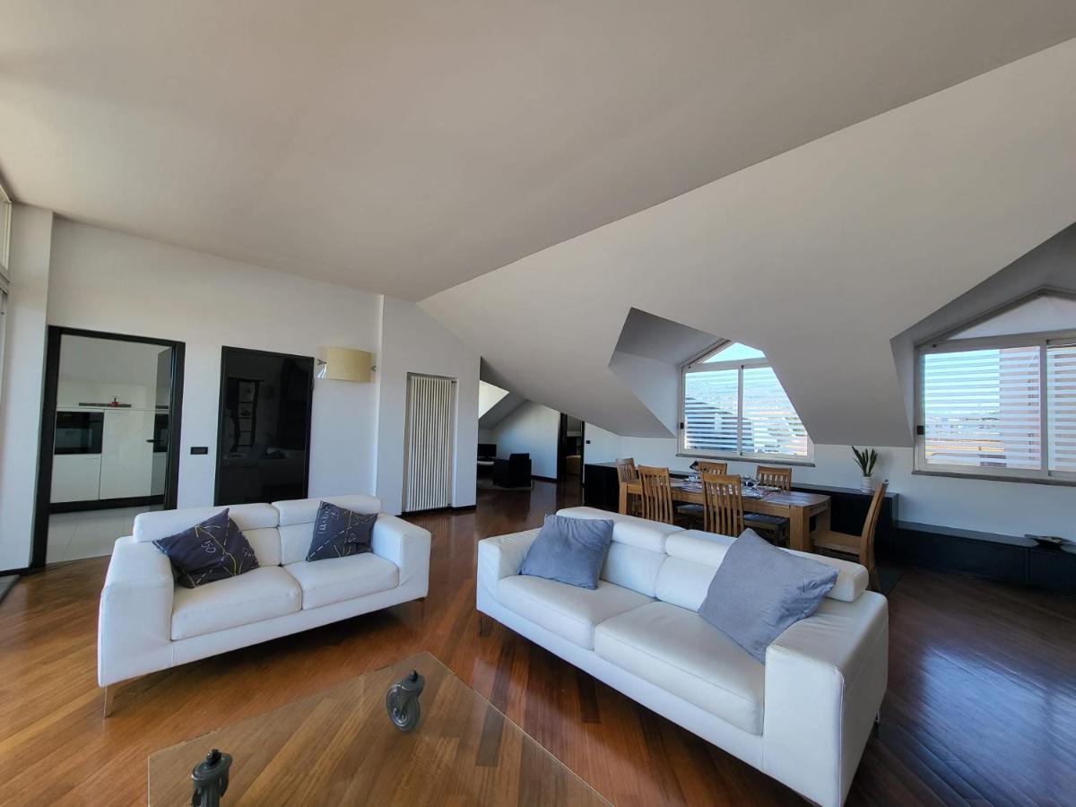 Attico Dei Castelli Apartment Verbania Exterior foto