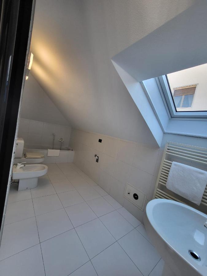 Attico Dei Castelli Apartment Verbania Exterior foto